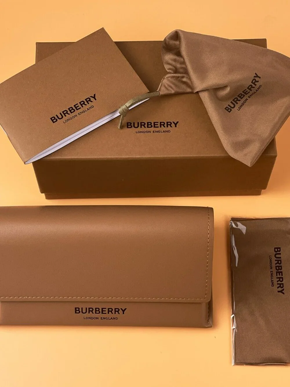 BURBERRY BE4348 300187 BLACK SQUARE SUNGLASSES